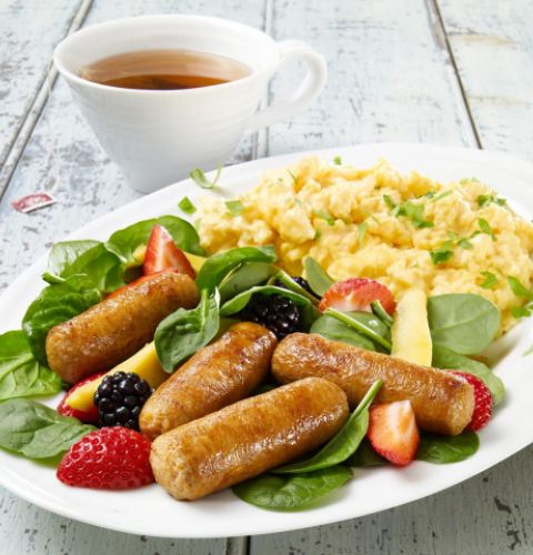 Saucisses à déjeuner au dindon dans un boyau végétal, conservées (16/lb)